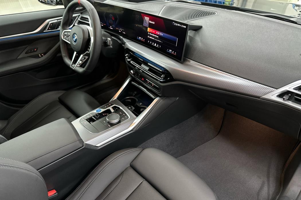 BMW i4 2026