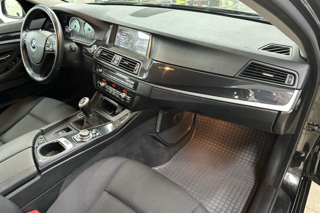 BMW 520 2013