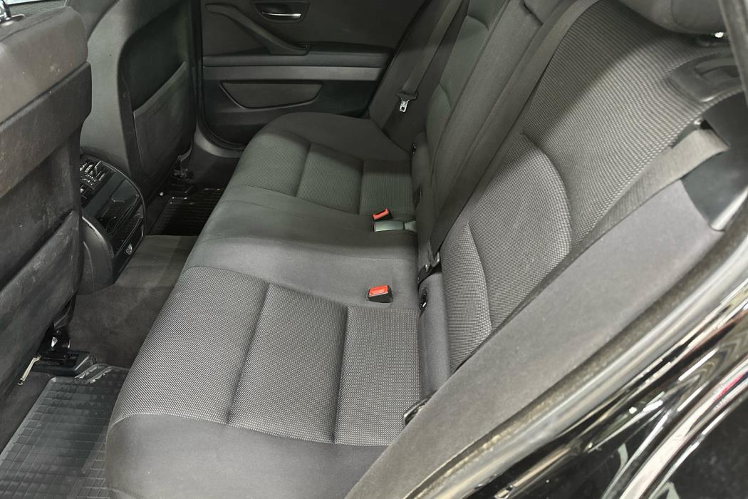 BMW 520 2013