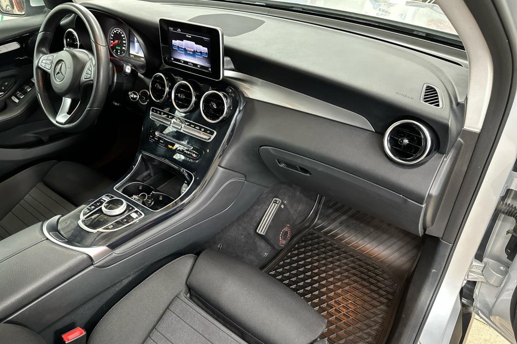 MERCEDES-BENZ GLC 2018