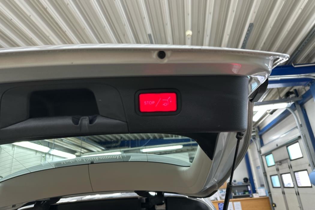 MERCEDES-BENZ GLC 2018