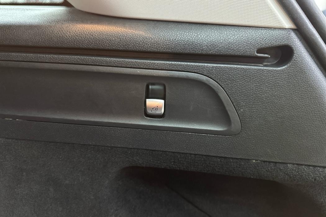 MERCEDES-BENZ GLC 2018