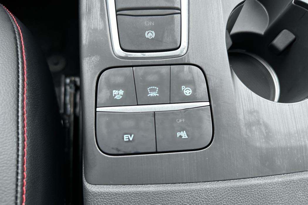 FORD Kuga 2024