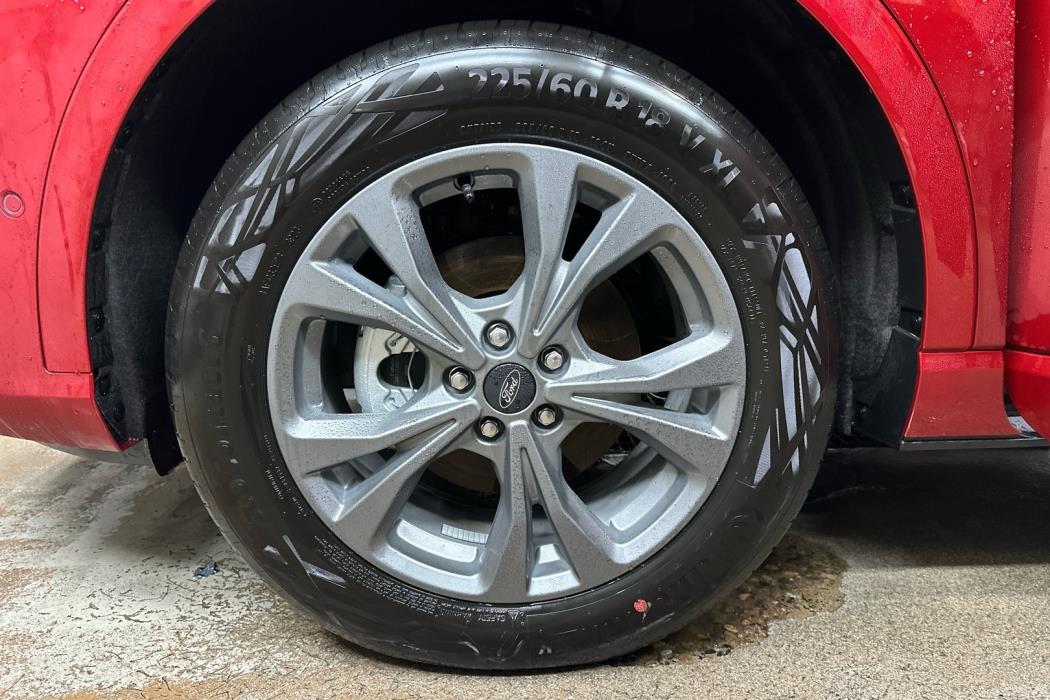 FORD Kuga 2024