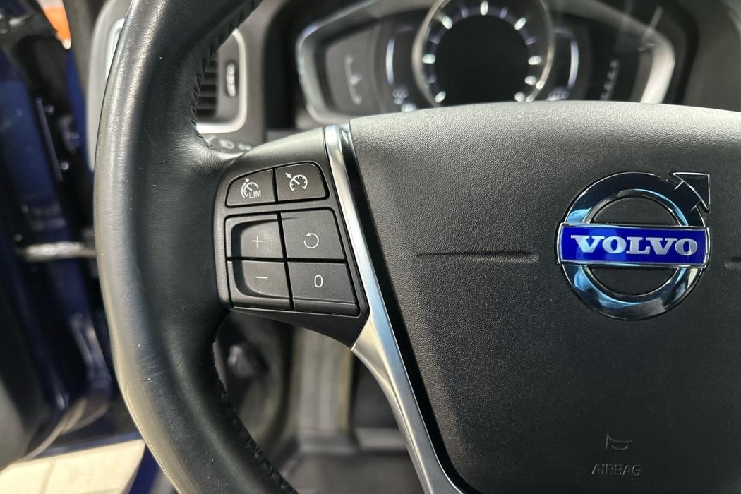 VOLVO V60 2014