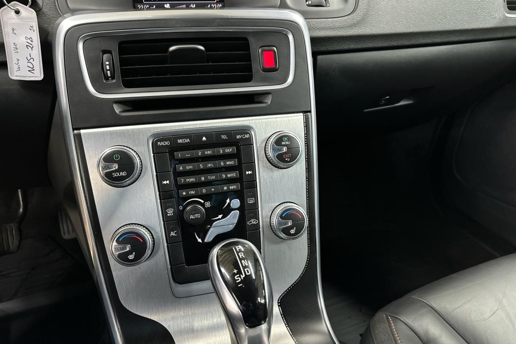 VOLVO V60 2014