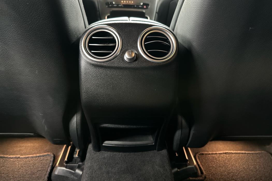 MERCEDES-BENZ GLC 2017