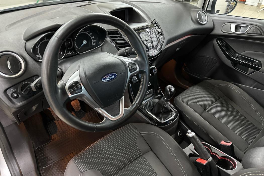 FORD Fiesta 2016