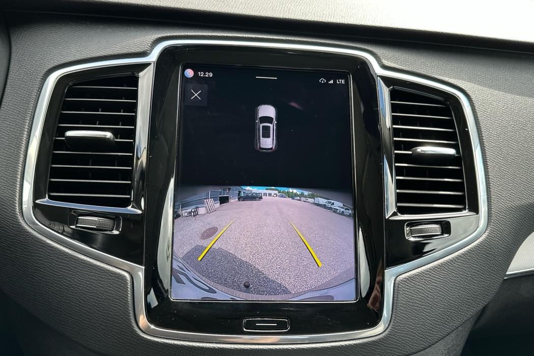 VOLVO XC90 2023