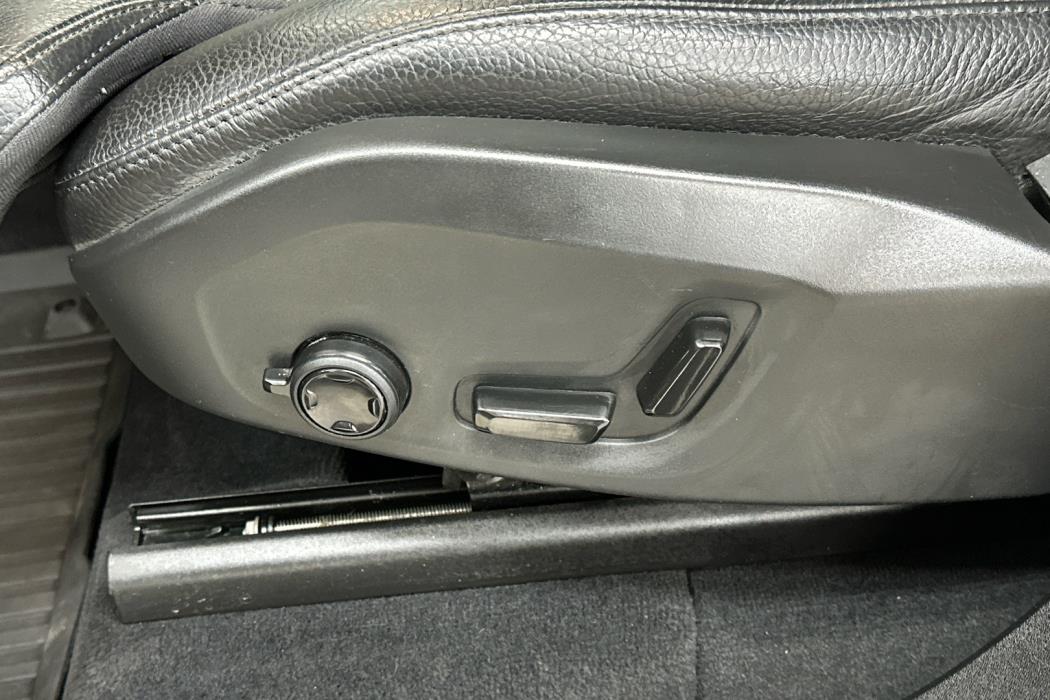 VOLVO XC90 2023