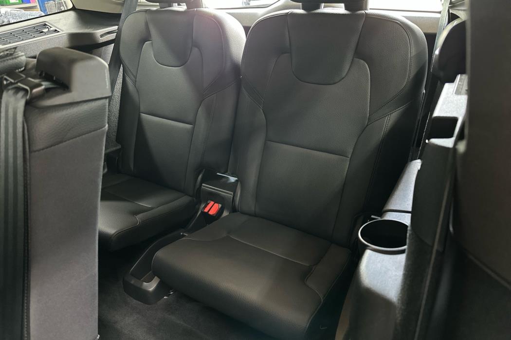 VOLVO XC90 2023