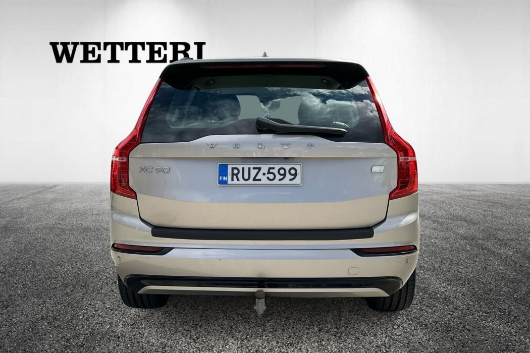 VOLVO XC90 2023