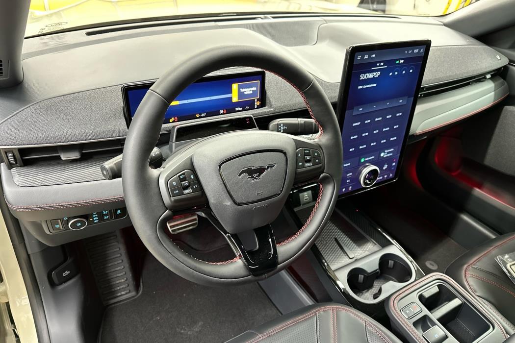 FORD Mustang Mach-E 2026