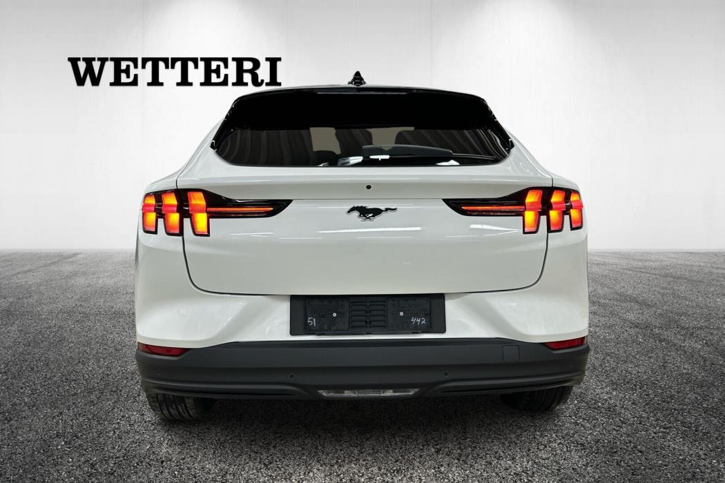 FORD Mustang Mach-E 2025