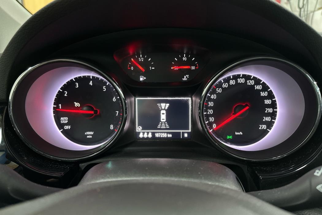 OPEL Astra 2017