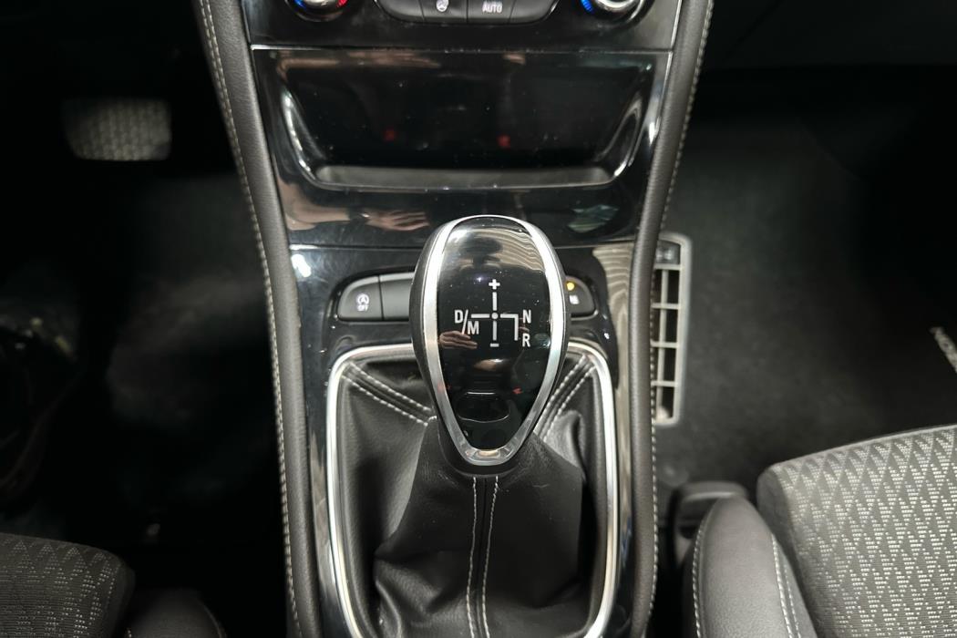 OPEL Astra 2017