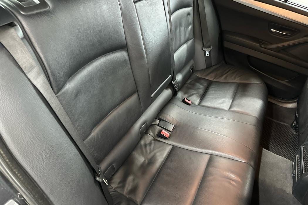 BMW 520 2011