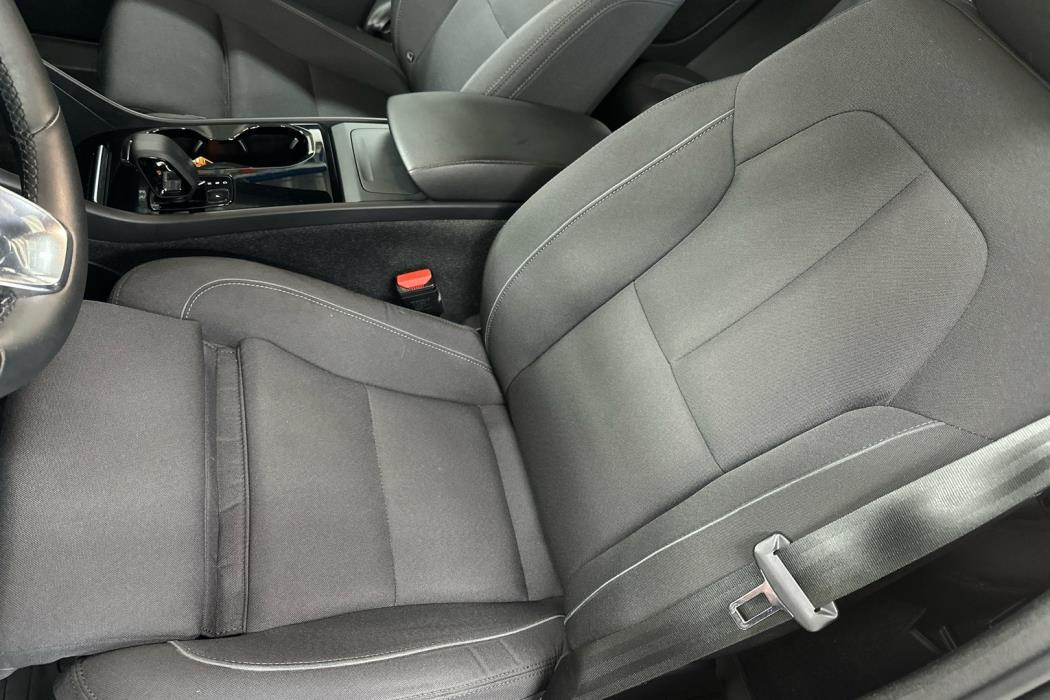 VOLVO XC40 2022