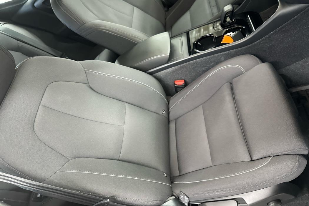 VOLVO XC40 2022