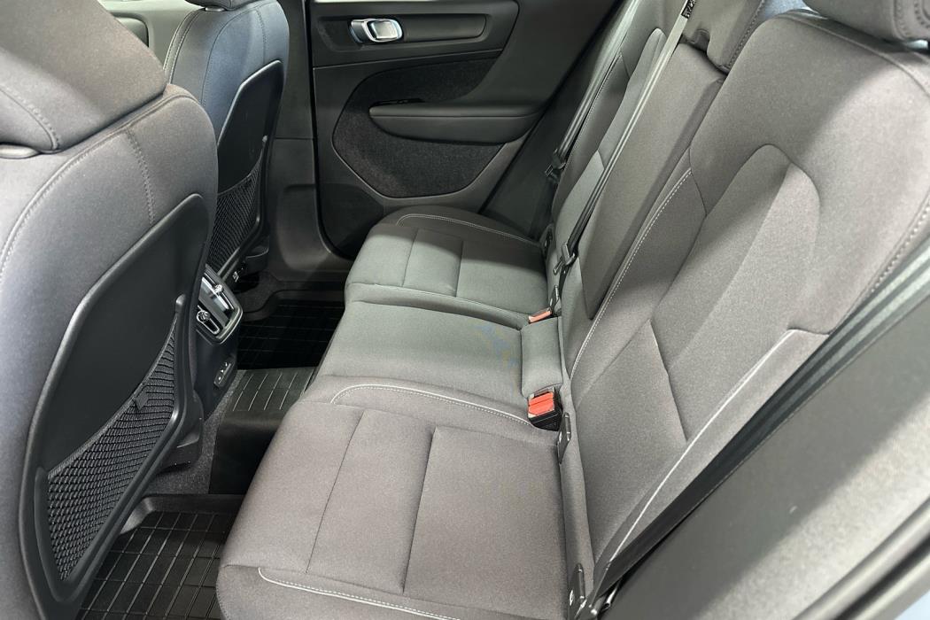 VOLVO XC40 2022