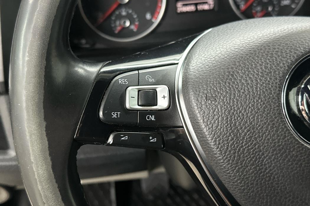 VOLKSWAGEN Transporter 2015