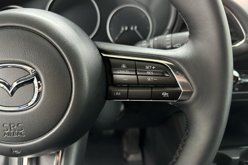 MAZDA Mazda3 2026