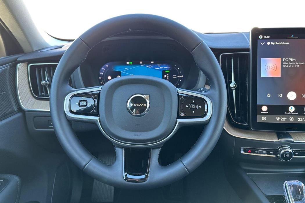 VOLVO XC60 2026