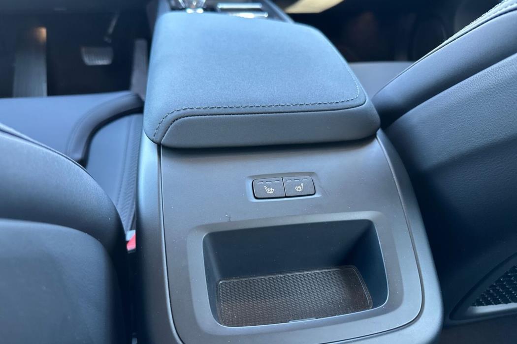 VOLVO XC60 2026