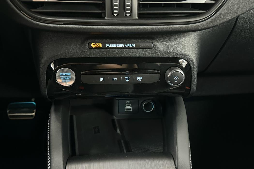 FORD Kuga 2026