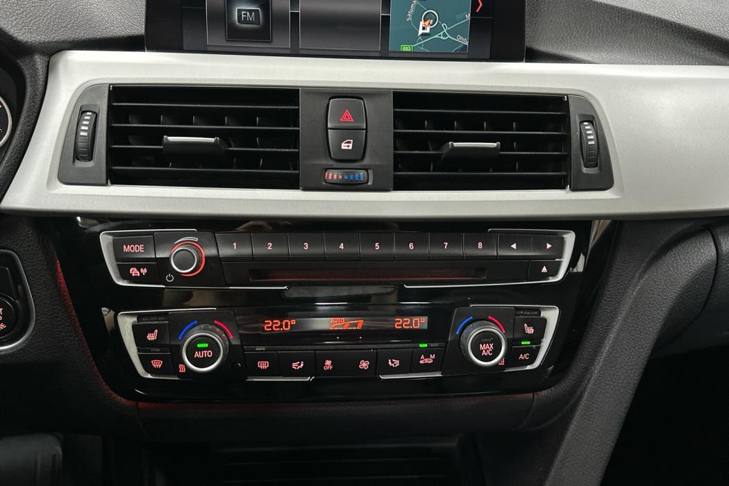 BMW 320 2016