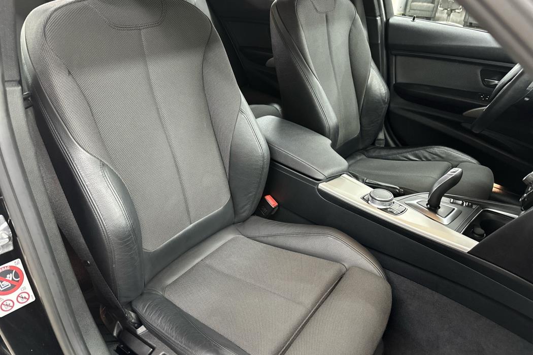 BMW 320 2016