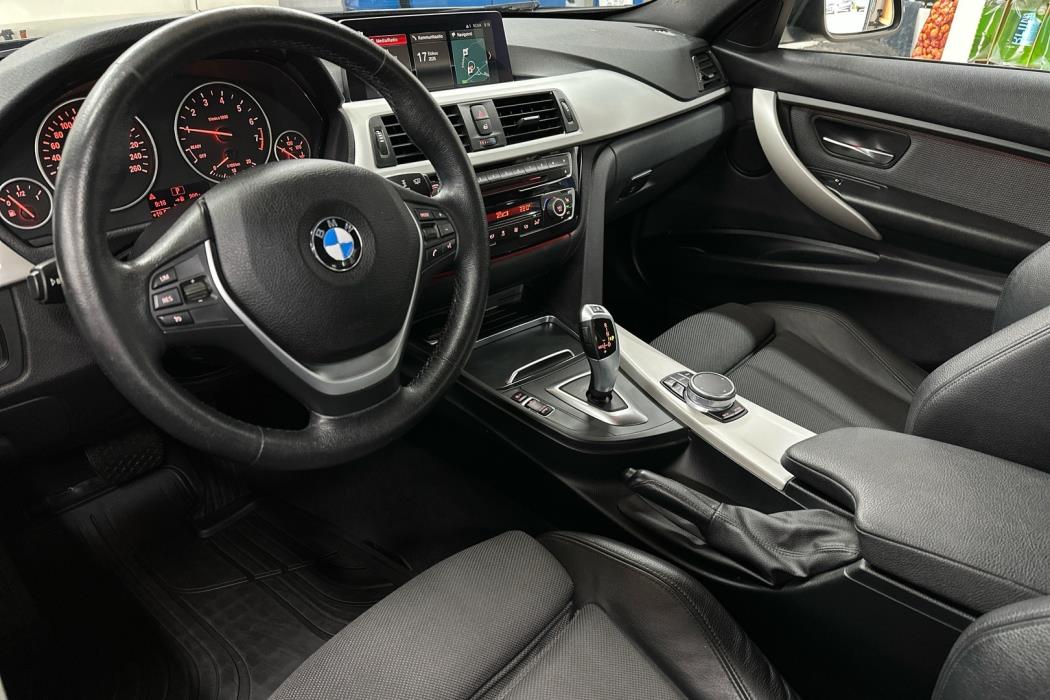 BMW 320 2016