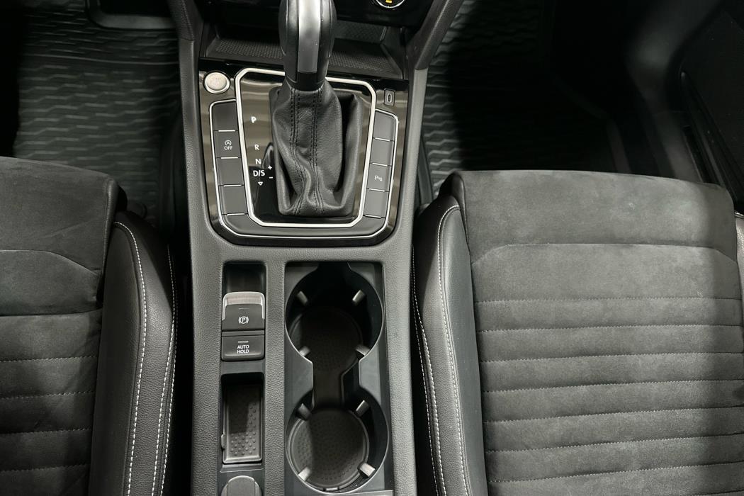 VOLKSWAGEN Passat 2020