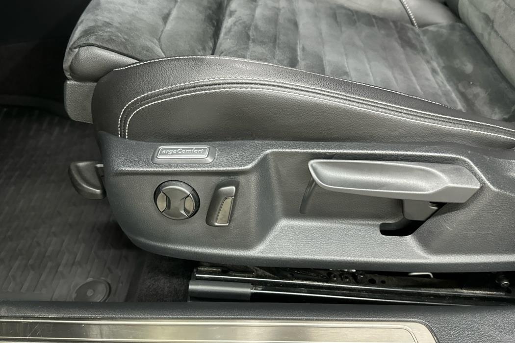 VOLKSWAGEN Passat 2020
