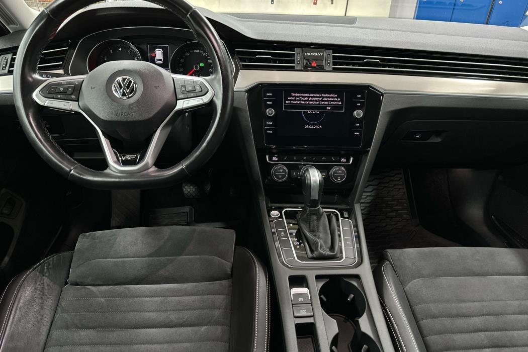 VOLKSWAGEN Passat 2020