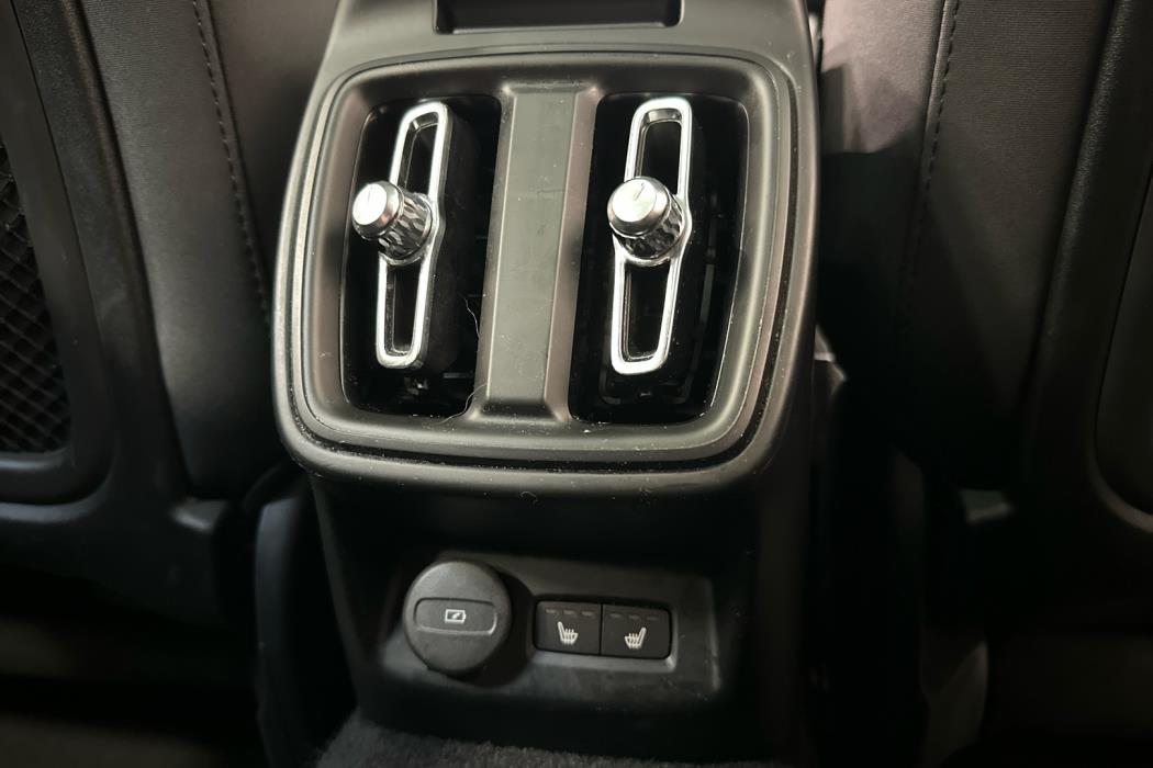 POLESTAR 2 2024