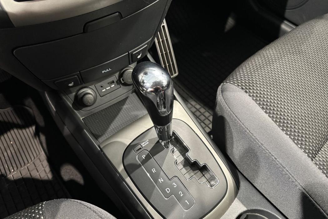 HYUNDAI i30 2011