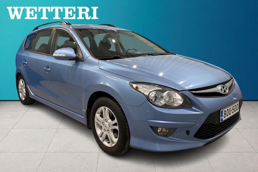 HYUNDAI i30 2011
