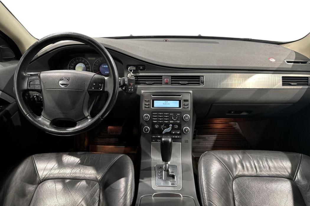 VOLVO XC70 2008