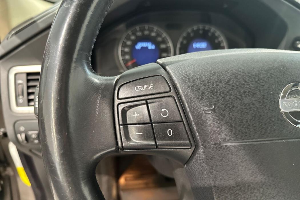 VOLVO XC70 2008