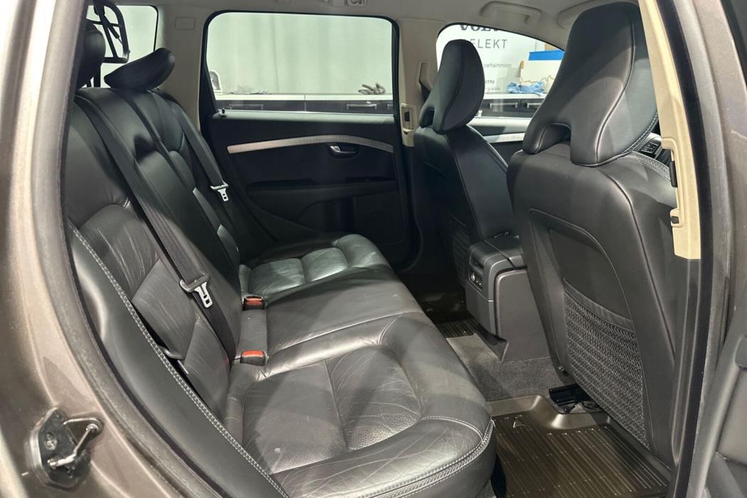 VOLVO XC70 2008