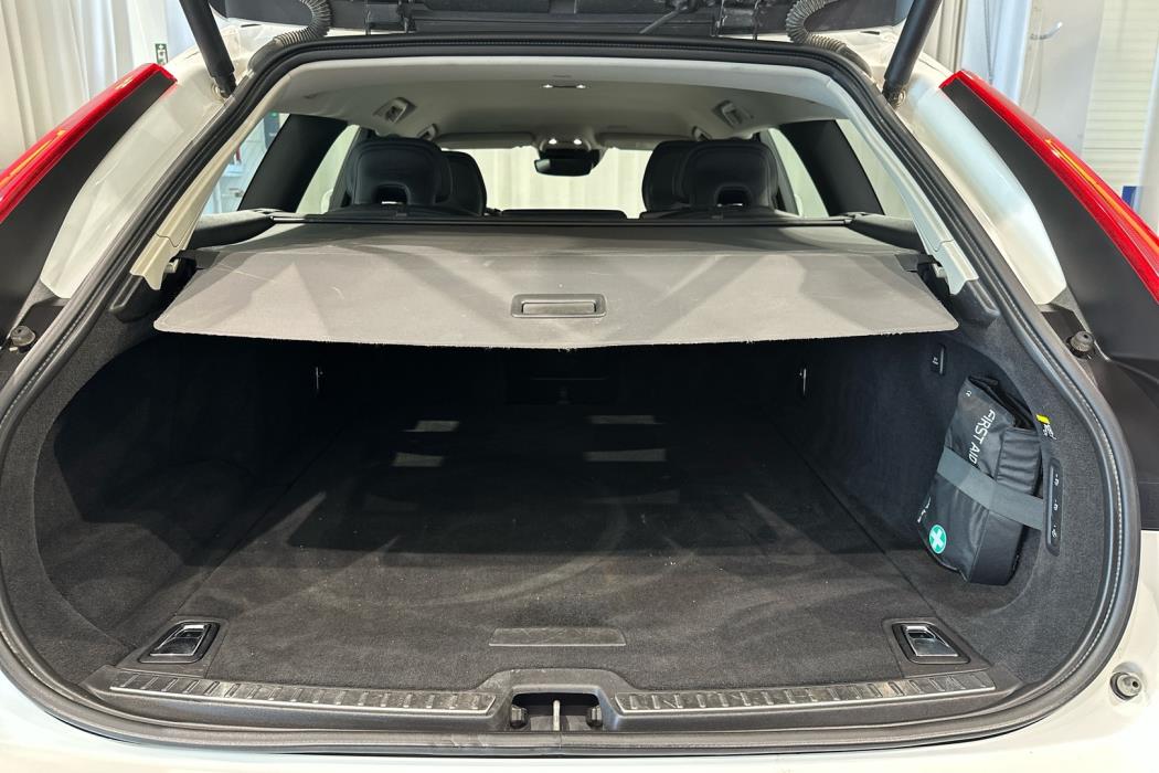 VOLVO V90 Cross Country 2019