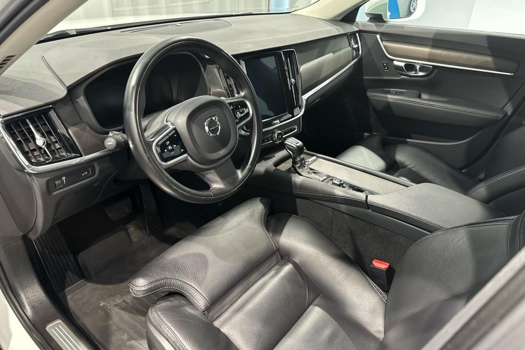 VOLVO V90 Cross Country 2019
