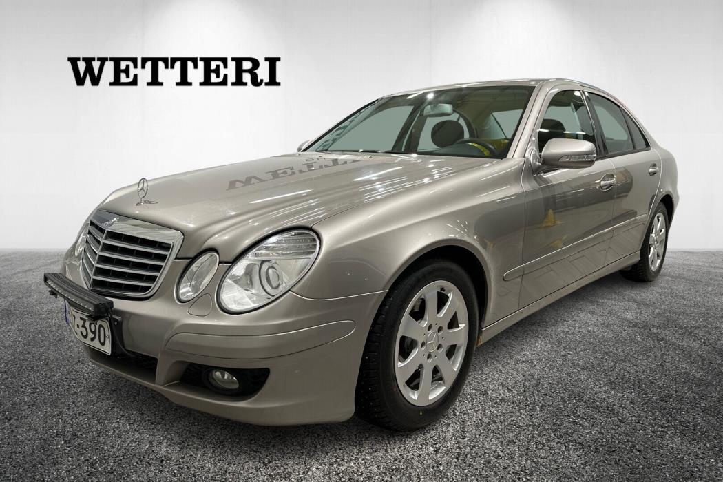 MERCEDES-BENZ E 2009