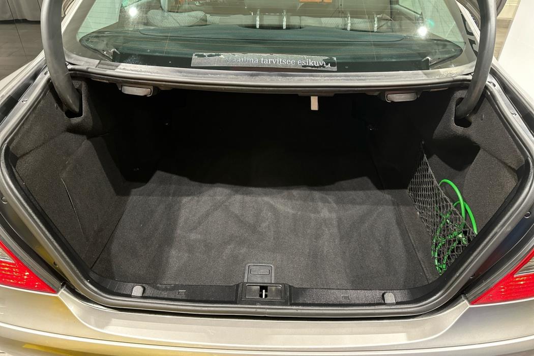 MERCEDES-BENZ E 2009