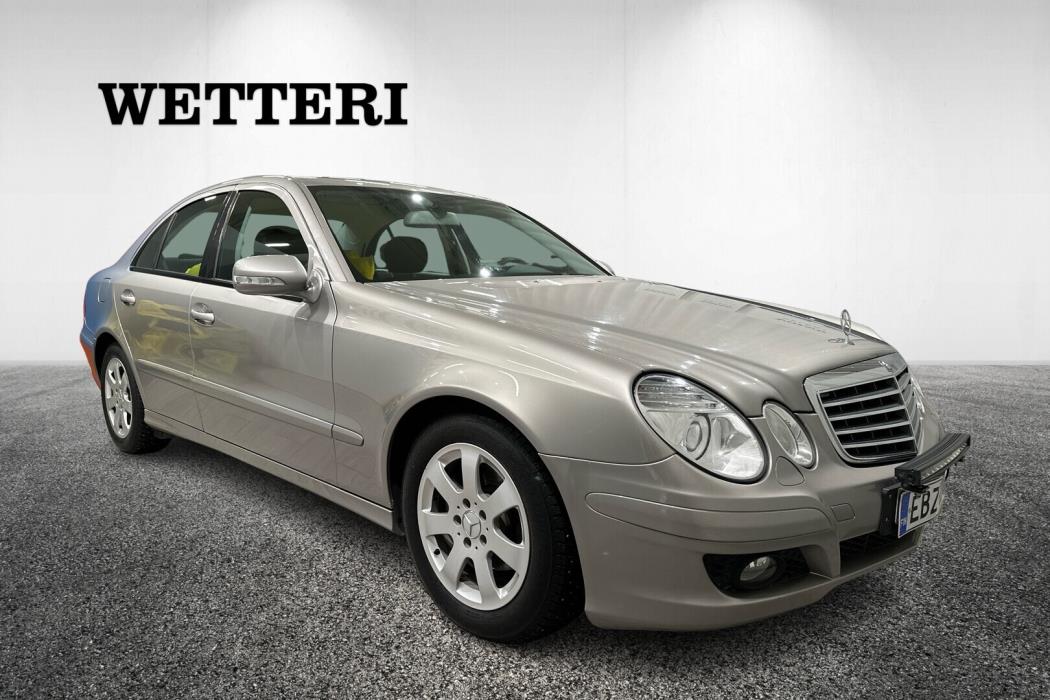 MERCEDES-BENZ E 2009