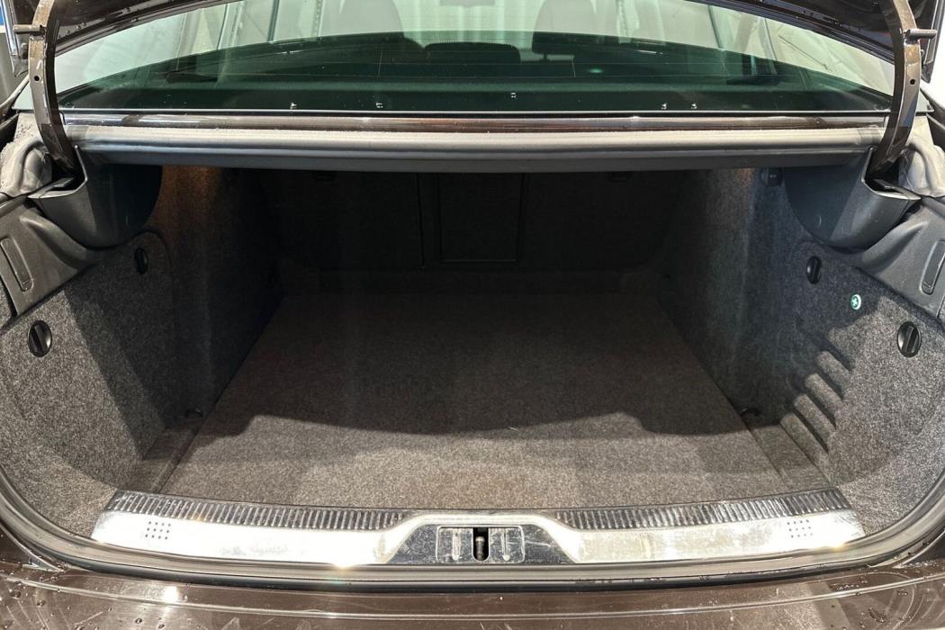 SKODA Superb 2014