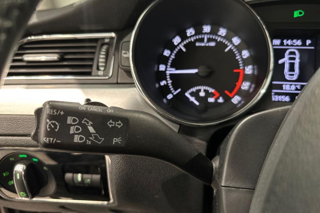 SKODA Superb 2014