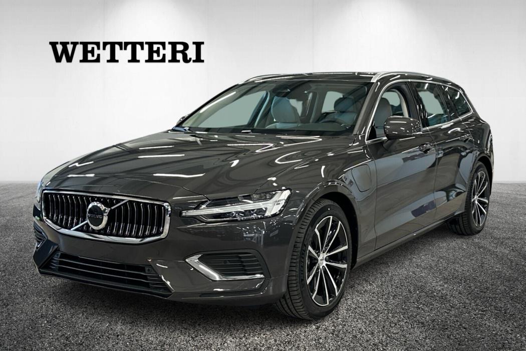 VOLVO V60 2025