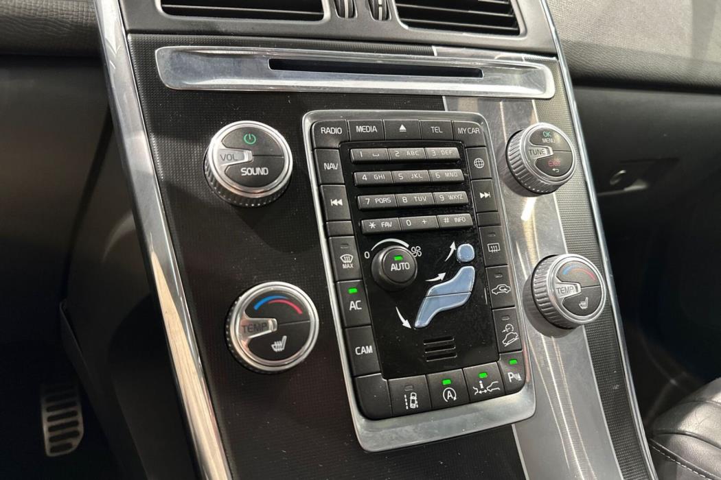 VOLVO XC60 2016